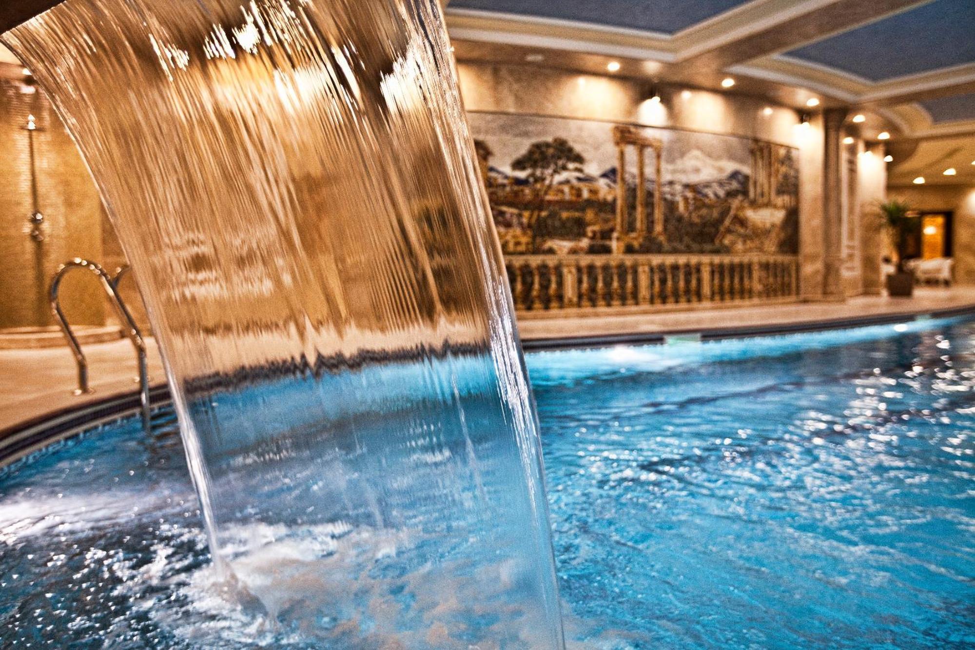 Multi Grand Pharaon Hotel Ptghni Bagian luar foto