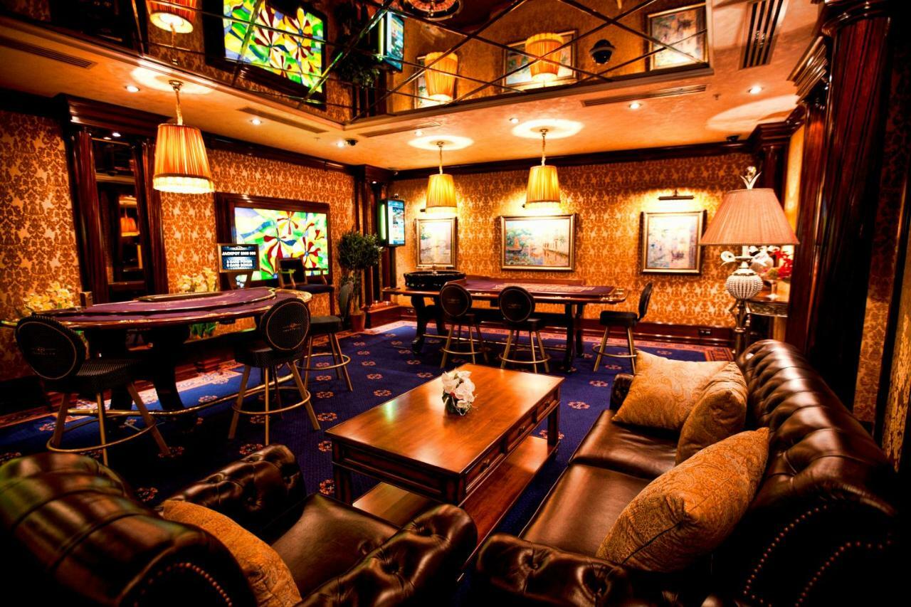 Multi Grand Pharaon Hotel Ptghni Bagian luar foto