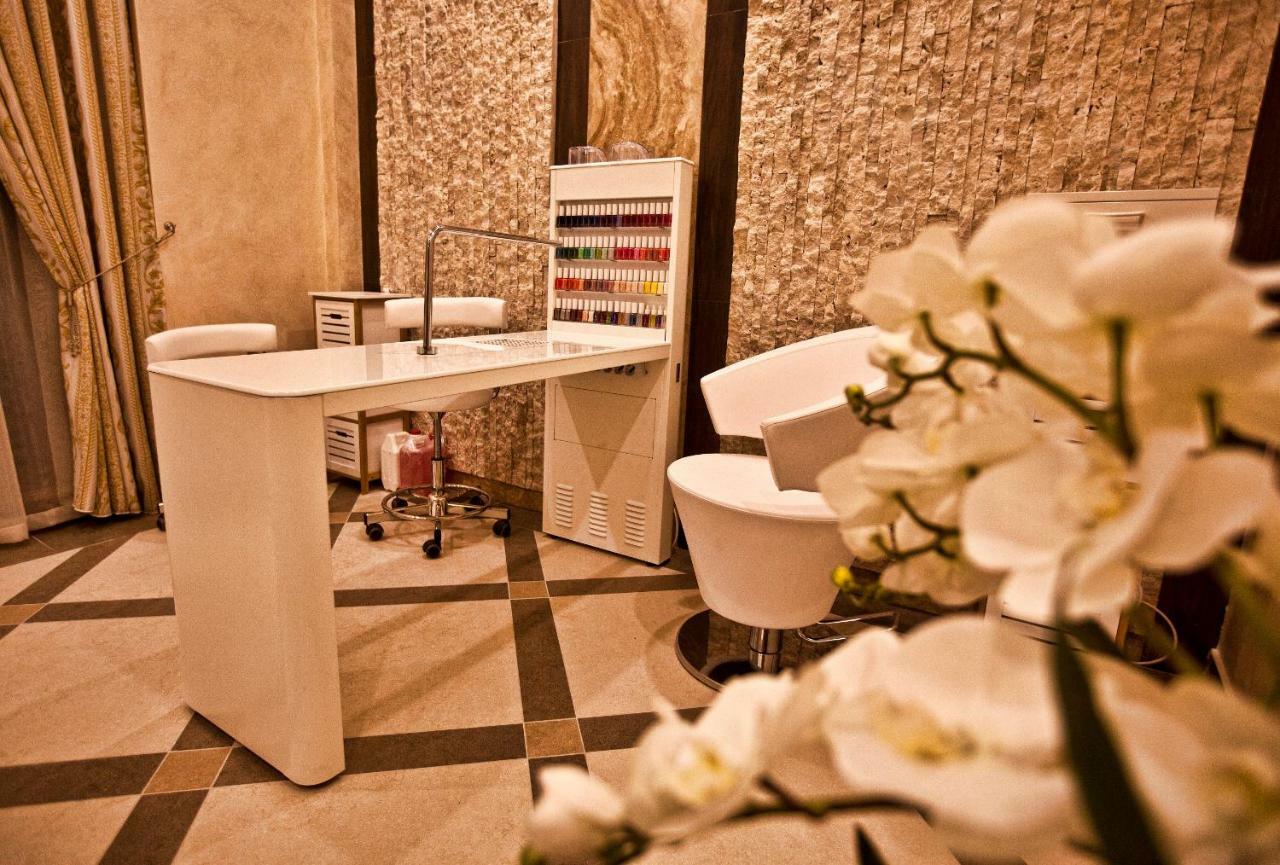 Multi Grand Pharaon Hotel Ptghni Bagian luar foto